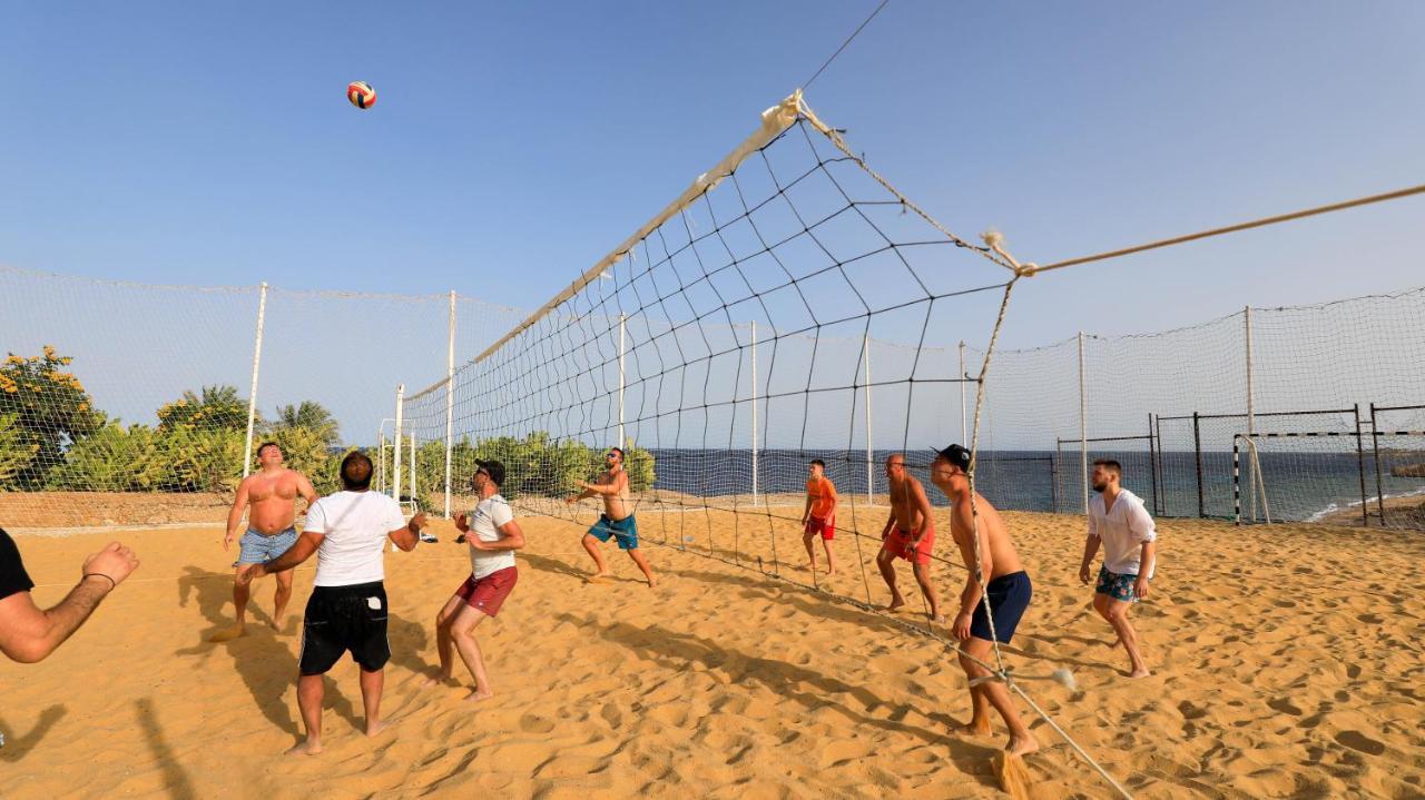 Stella Di Mare Beach Hotel & Spa Шарм ел-Шейх Екстериор снимка Beach volleyball