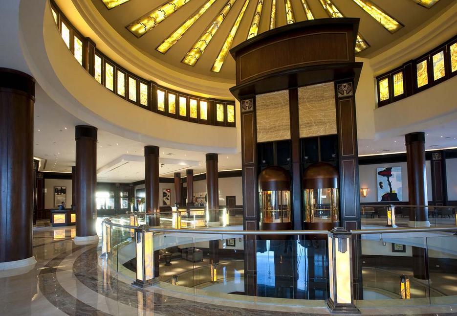Stella Di Mare Beach Hotel & Spa Шарм ел-Шейх Интериор снимка The lobby of the hotel